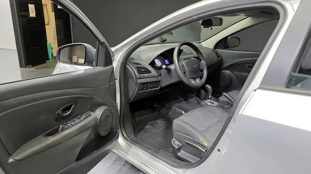 Renault SM3