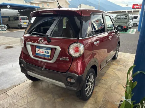 Daihatsu Cast