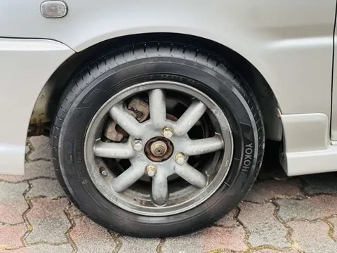 Daihatsu Mira