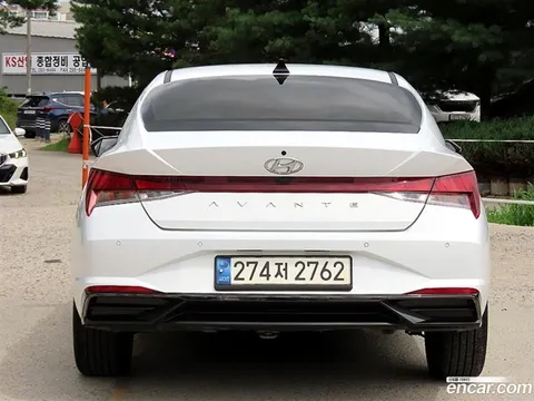 Hyundai Elantra (Avante)