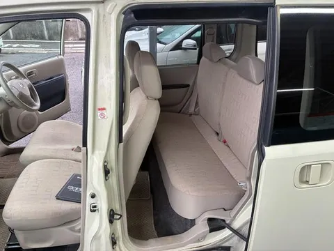 Nissan Otti