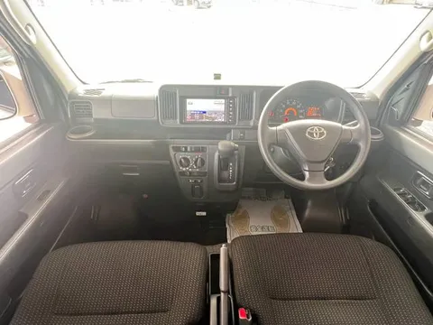 Toyota Pixis Van