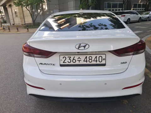 Hyundai Elantra (Avante)