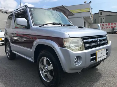 Mitsubishi Pajero Mini