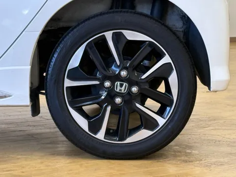 Honda N-WGN Custom