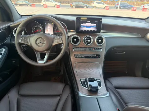 Mercedes-Benz Mercedes-Benz GLC