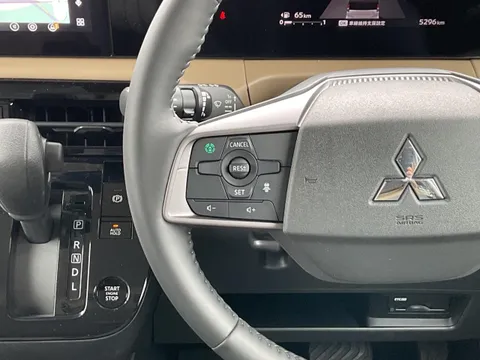 Mitsubishi Delica Mini