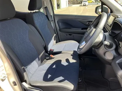 Mitsubishi eK X