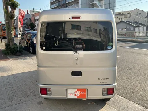 Suzuki Every