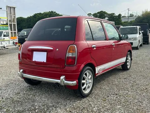 Daihatsu Mira Gino