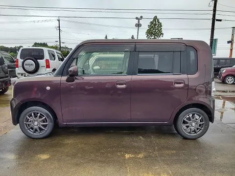 Daihatsu Move Conte
