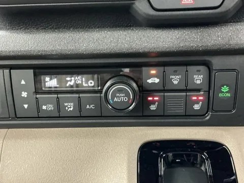Honda N-BOX Joy