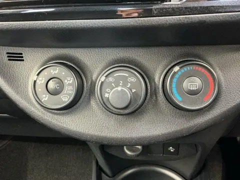 Toyota Yaris (Vitz)