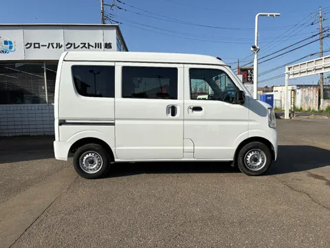 Mitsubishi Minicab Van