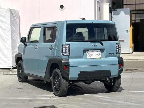 Daihatsu Taft