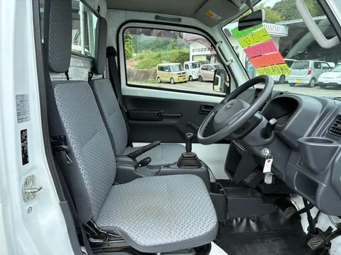 Nissan Clipper Truck