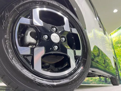 Mitsubishi Delica Mini