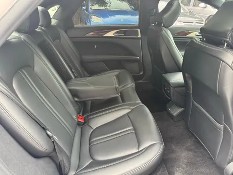 Lincoln MKZ