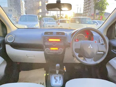 Mitsubishi Mirage