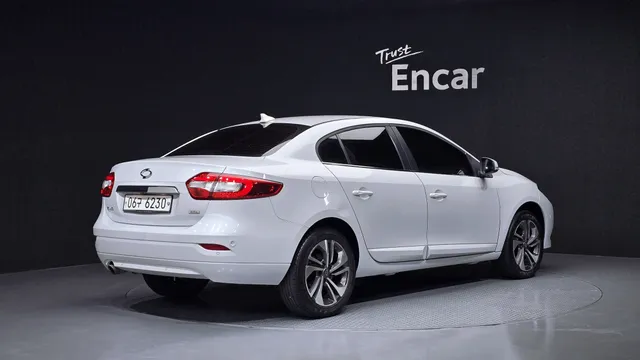 Renault SM3