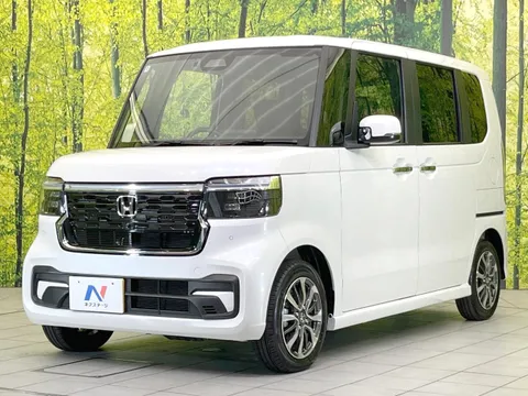Honda N-BOX Custom