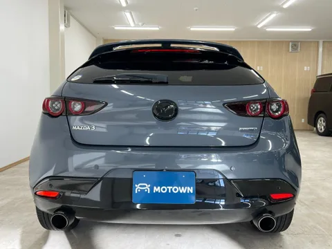 Mazda MAZDA3 Fastback
