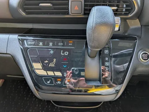 Mitsubishi eK X Space