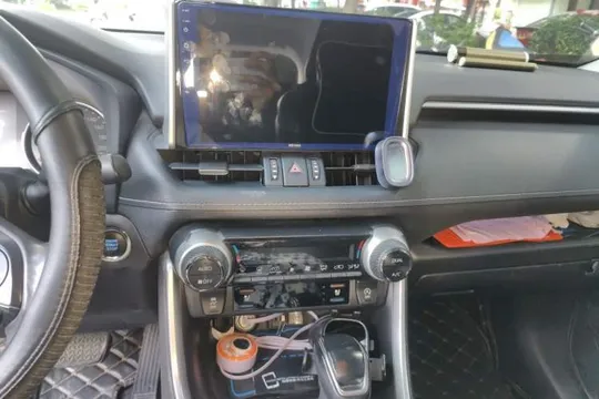 Toyota Wildlander