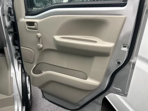 Mitsubishi Minicab Van