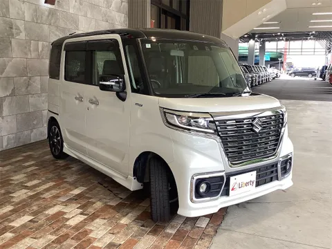 Suzuki Spacia Custom