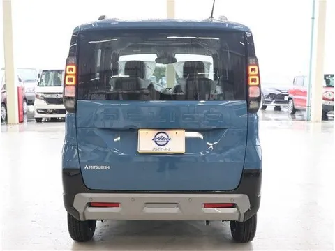 Mitsubishi Delica Mini