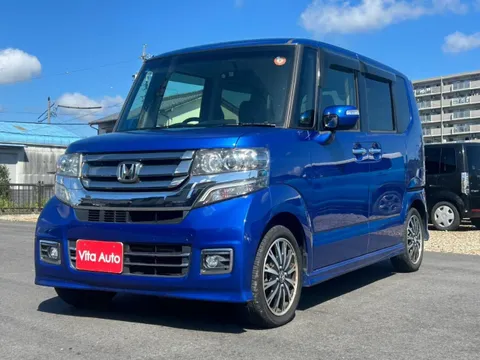 Honda N-BOX Custom