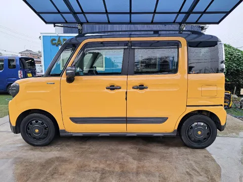 Suzuki Spacia Gear