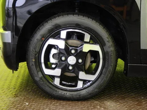 Mitsubishi Delica Mini
