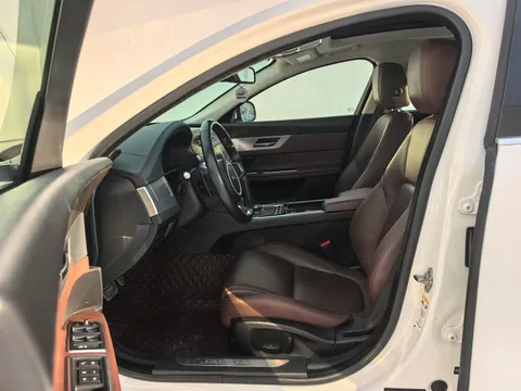 Jaguar XFL