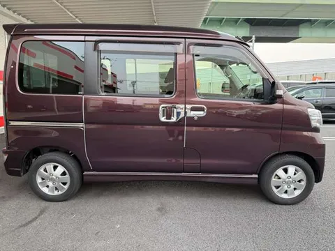 Daihatsu Atrai Wagon
