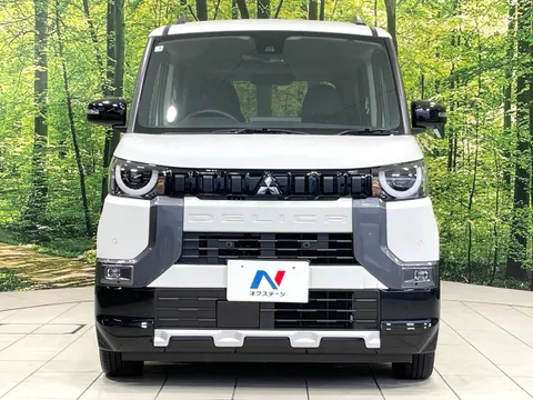 Mitsubishi Delica Mini
