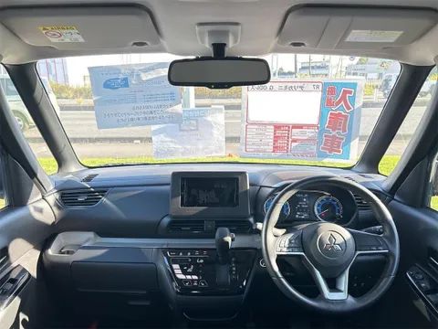 Mitsubishi Delica Mini