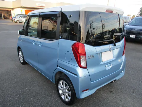 Mitsubishi eK Space