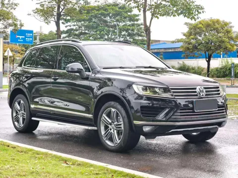 Volkswagen Touareg