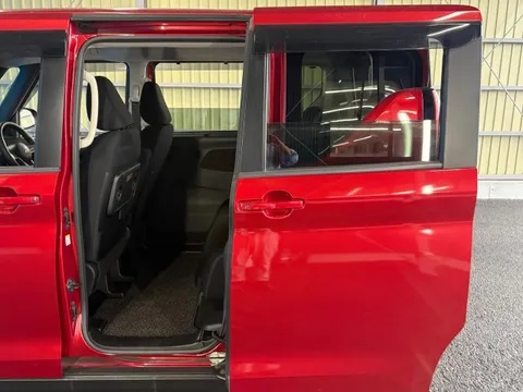 Mitsubishi eK X Space