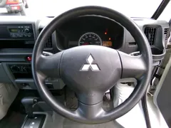 Mitsubishi Minicab Van