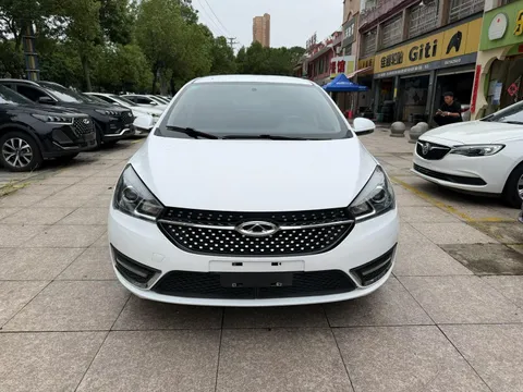Chery Arrizo 5