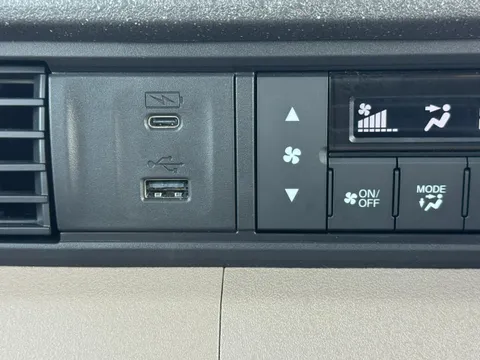 Honda N-BOX Joy