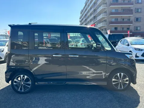 Suzuki Spacia Custom Z
