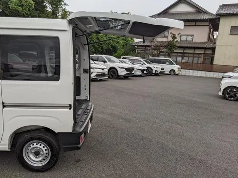 Toyota Pixis Van
