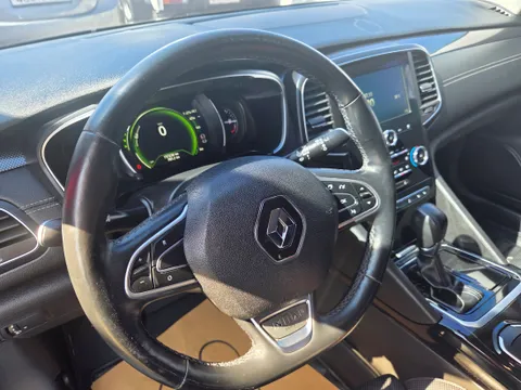 Renault Talisman (SM6)