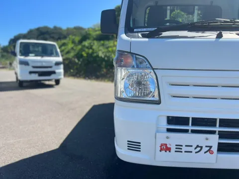 Mitsubishi Minicab Truck