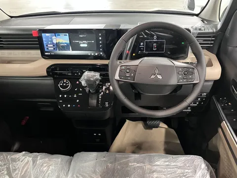 Mitsubishi Delica Mini