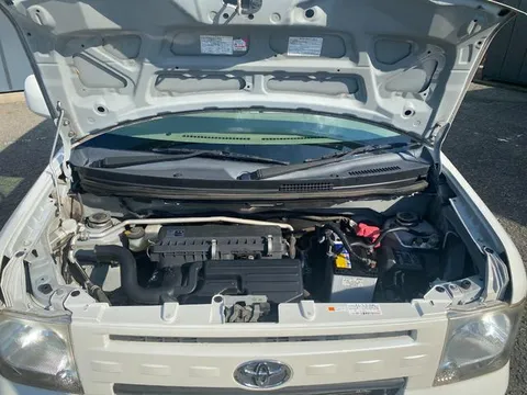 Toyota Pixis Space
